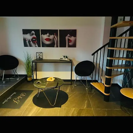 Loveroom Privatif Апартаменты *