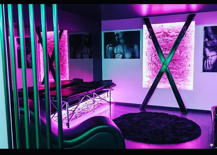 Апартаменты Loveroom Privatif