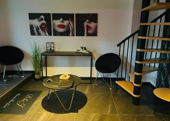 Loveroom Privatif Апартаменты *